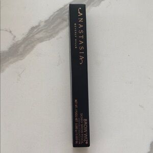 Anastasia Beverly Hills Brow Wiz in medium brown